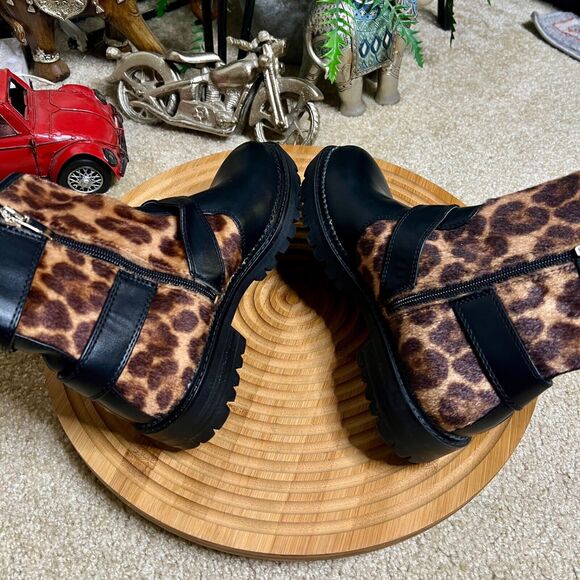 NINE WEST ARRIA 8 WOMEN'S Black BIKER ANKLE BOOTS CHEETAH Print SIZE 6.5 M - Picture 7 of 12